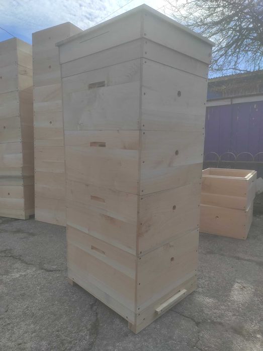 Продам корпусні вулики