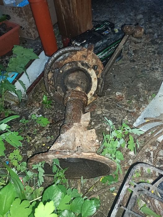 Кулак уаз,цапва,цапфа,чулок уаз,ступиця