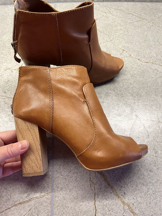 Шкіряні ботильйони