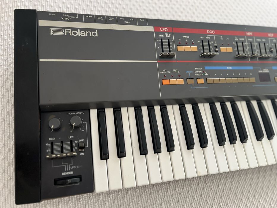 Roland Juno 106