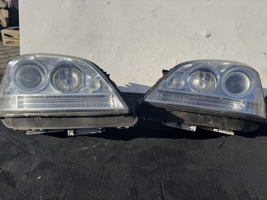MERCEDES ML w164 Lampy Przednie lewa prawa