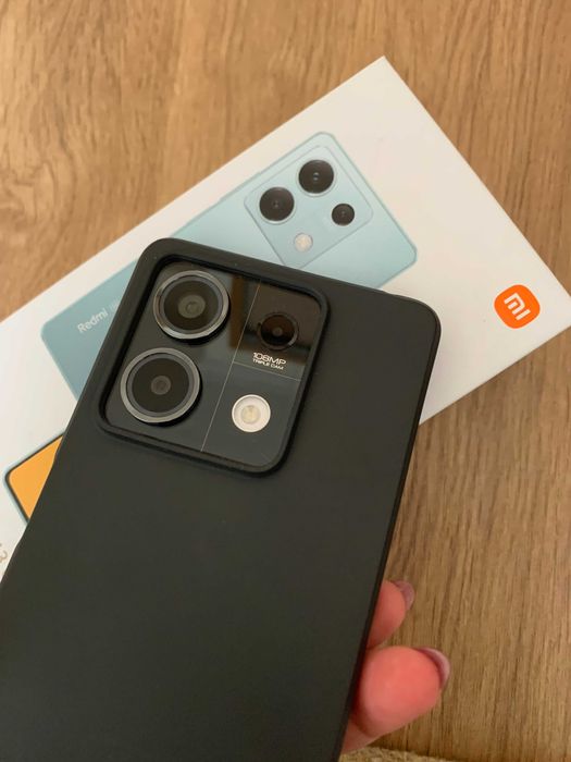 Vendo NOVO Xiaomi REDMI NOTE 13 5G 8-256GB PRETO - Desbloqueado