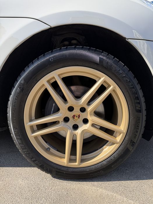 Porshe macan 2019
