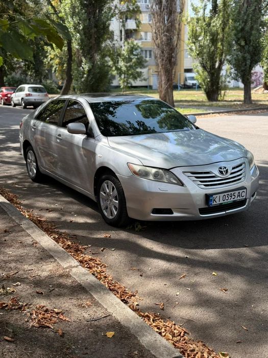 Продам Tayota Camry 3.5