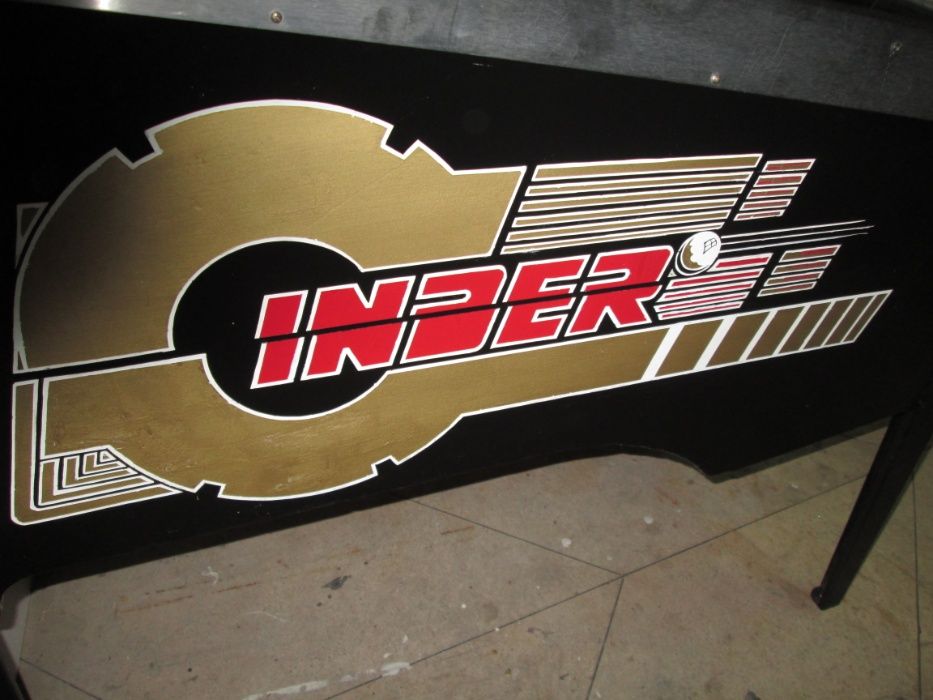 flipper  mundial 90 como nova original. Damos garantia.