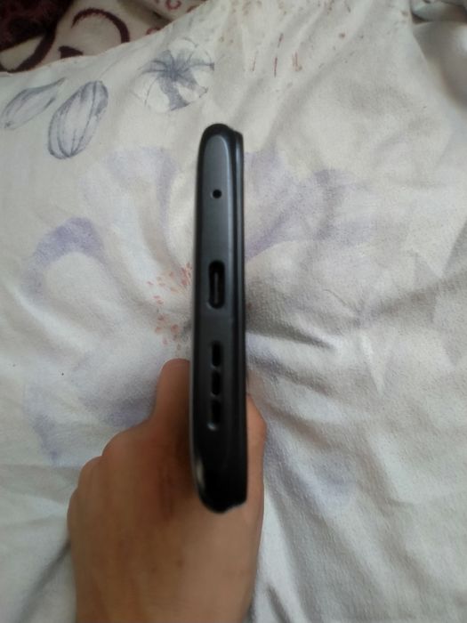 Телефон redmi 9т пам'ять 4/ 128 ГБ