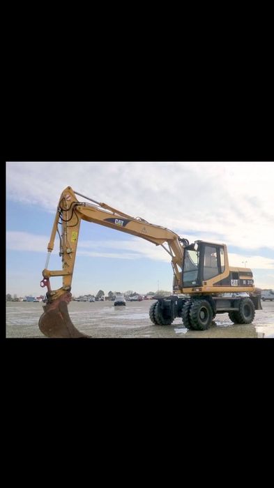 Аренда услуги экскаватора погрузчика JCB . Гидромлот . НДС