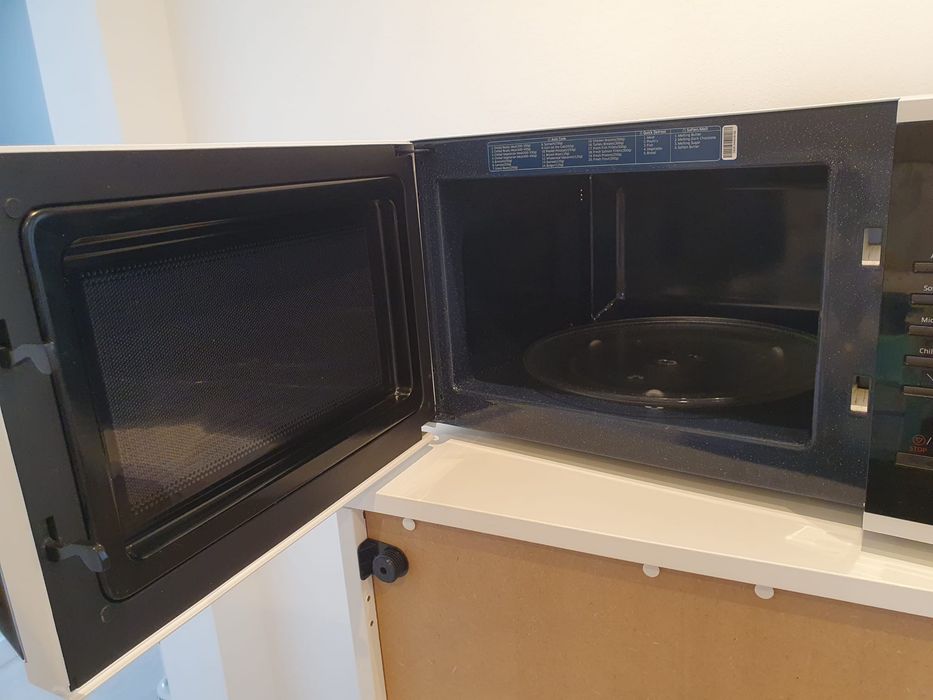 Microondas  / Forno