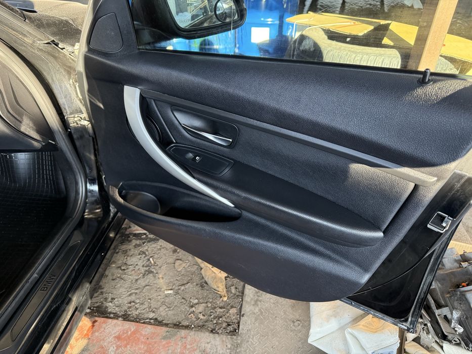 Продам Bmw 328i 2013р Легкі пошкодження