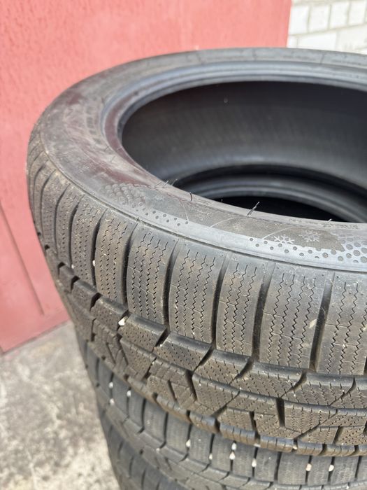 Шины зима 245/45/17 как новые !