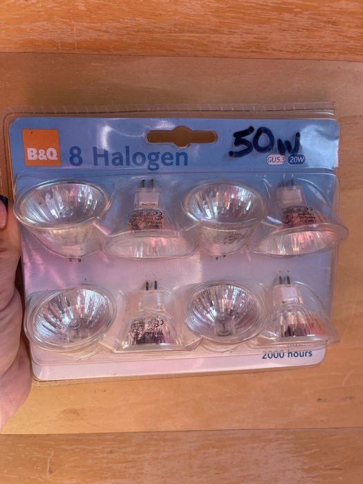 набір галогенних ламп B&Q MR16.