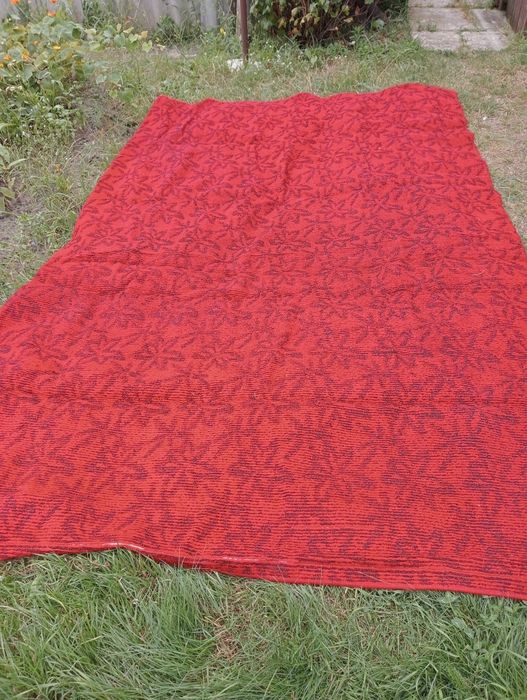 Продам коври  на підлогу