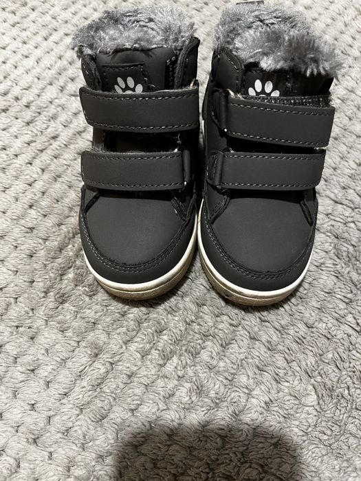 Детские  ботинки