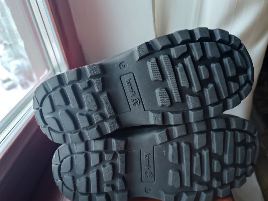 Kamik зимові чоботи розмір 36,38