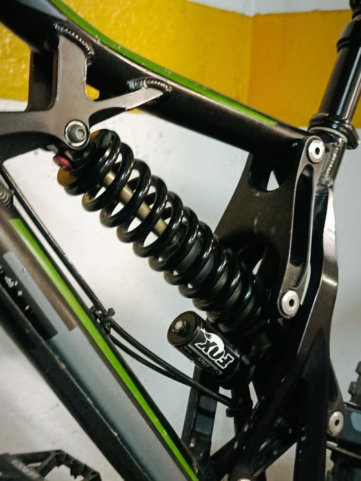 CUBE two15 DH 26" downhill/ enduro
