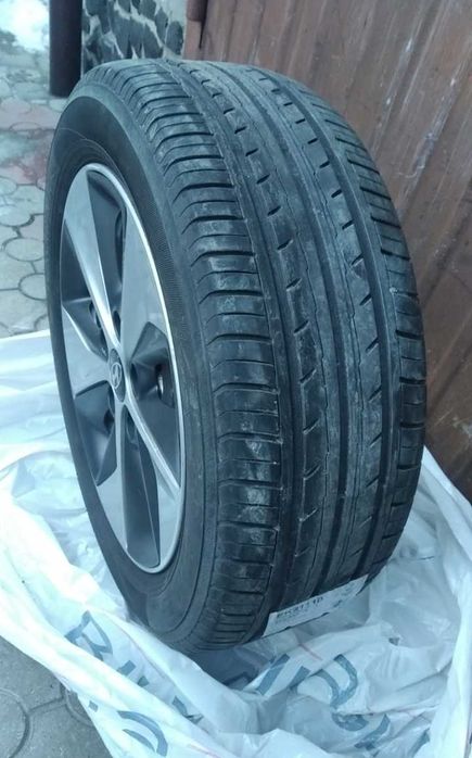 Диски взборі на фото Hyundai ionig 5*114.3 по Україні неїздили зарядка