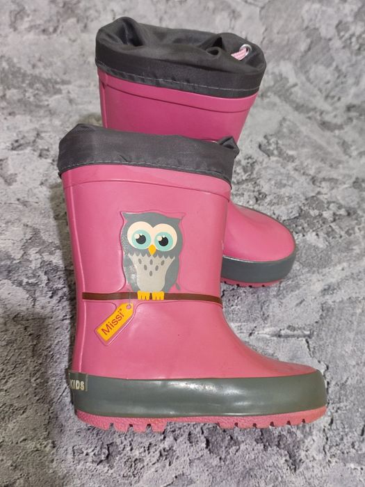 Подарую різне взуття