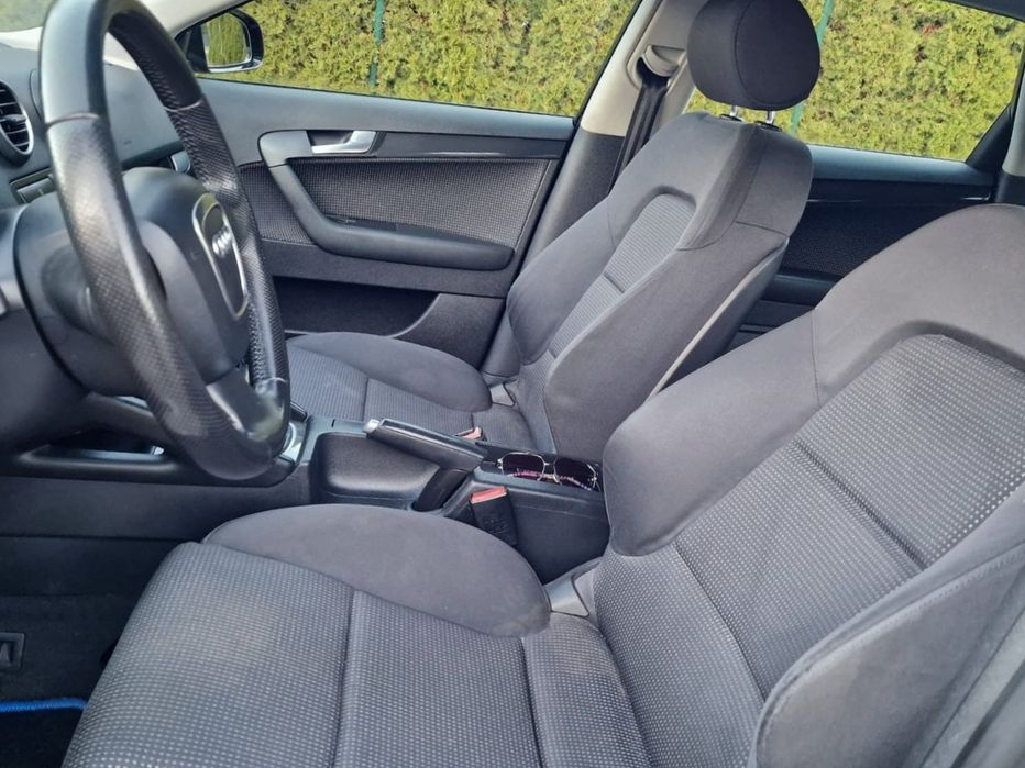 Audi A3 Sportback 1.6 Benzyna 102 km  5 Drzwi Zarejestrowana