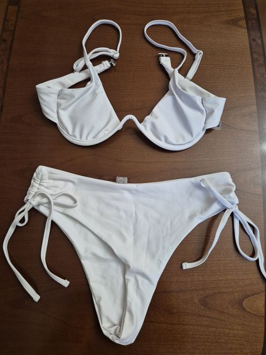 Купальник білий SHEIN.