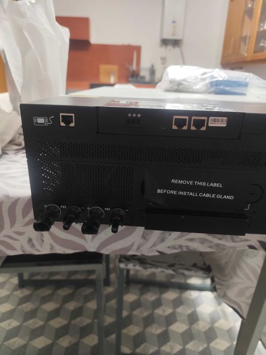 Inversor solar hibrido