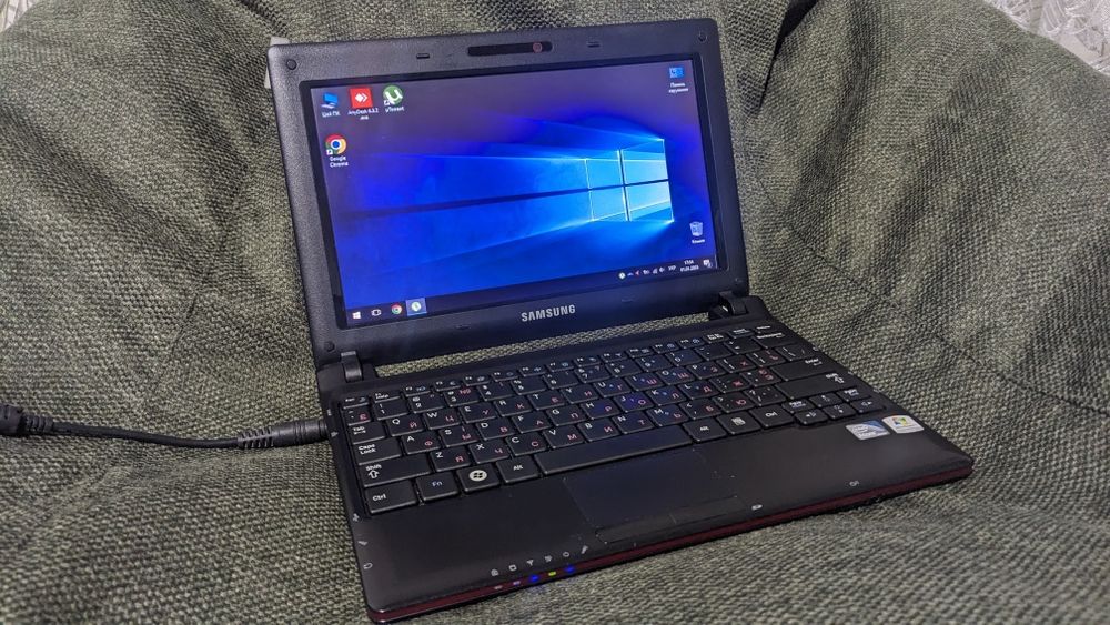 Нетбук Samsung N145 Plus black