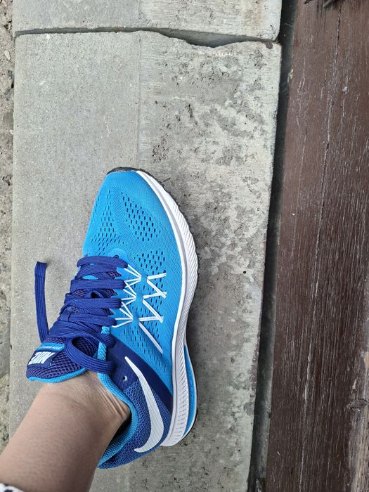 Кросівки  Nike 42 розмір