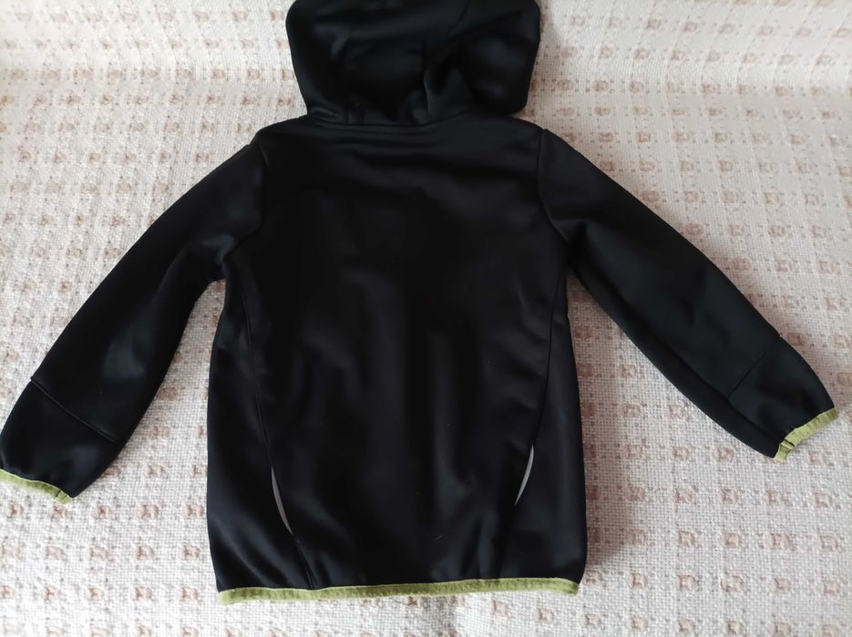 Kurtka na wiosnę dla chłopca