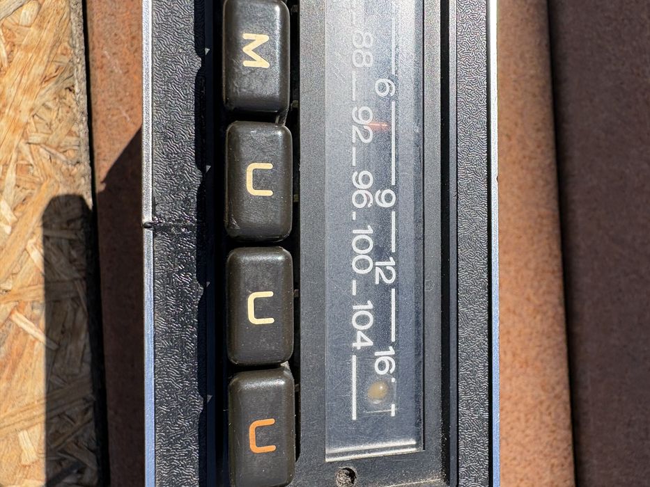 Stare radio samochodowe