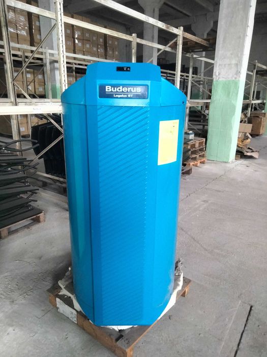 Терміново продам Бак-водонагрівач ST 300/3 Новий.