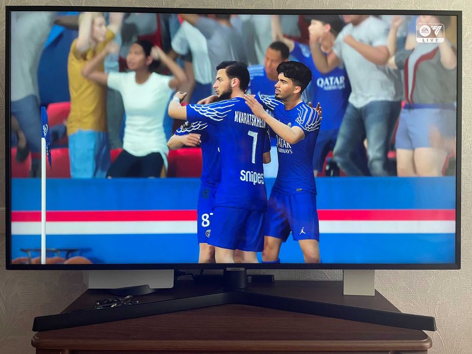Телевізор Samsung UE50NU7402 UHD 4K Smart Серія 7