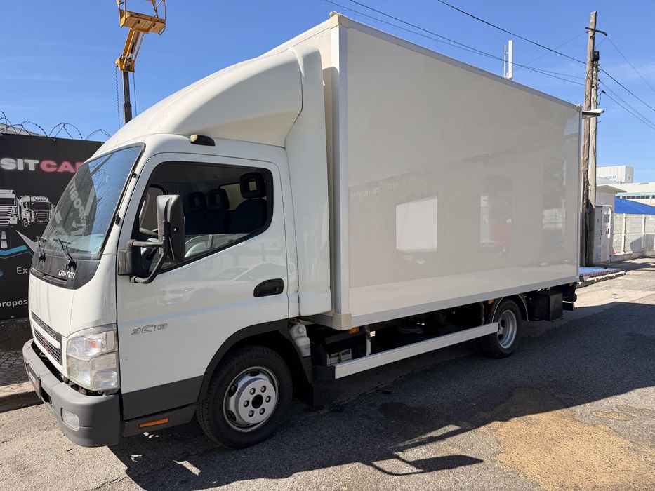FUSO CANTER 3500kg 3.0 130cv 12/2010 Excelente Estado c/Bascula ###OPORTUNIDADE###