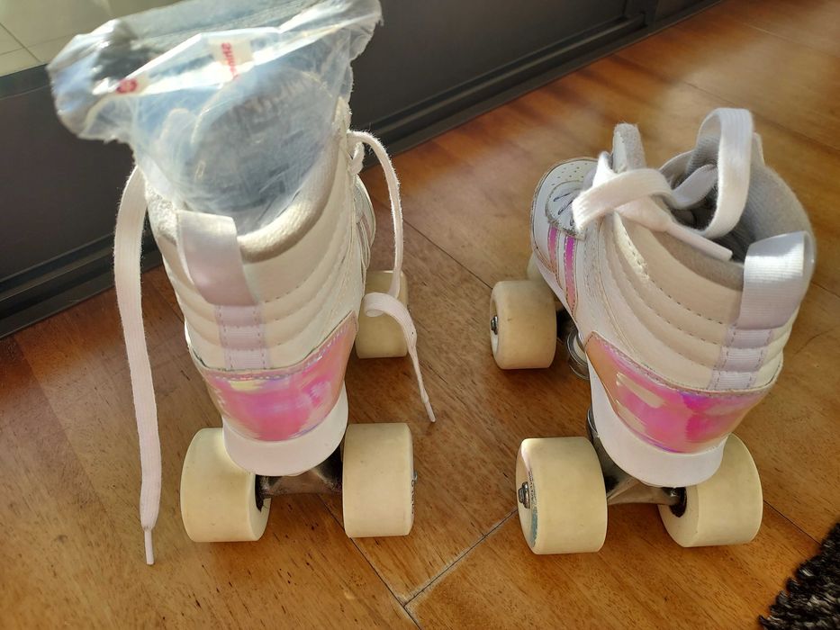 Kit de Patins e Acessórios em muito bom estado