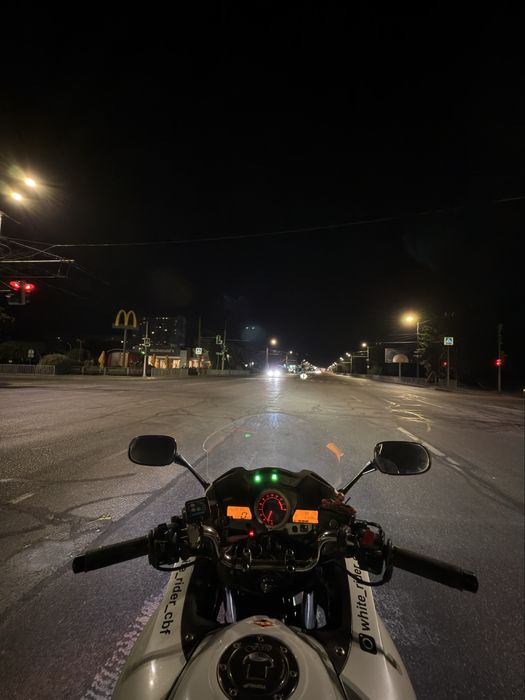 Мотоцикл Honda cbf 1000 2010 год без ABS