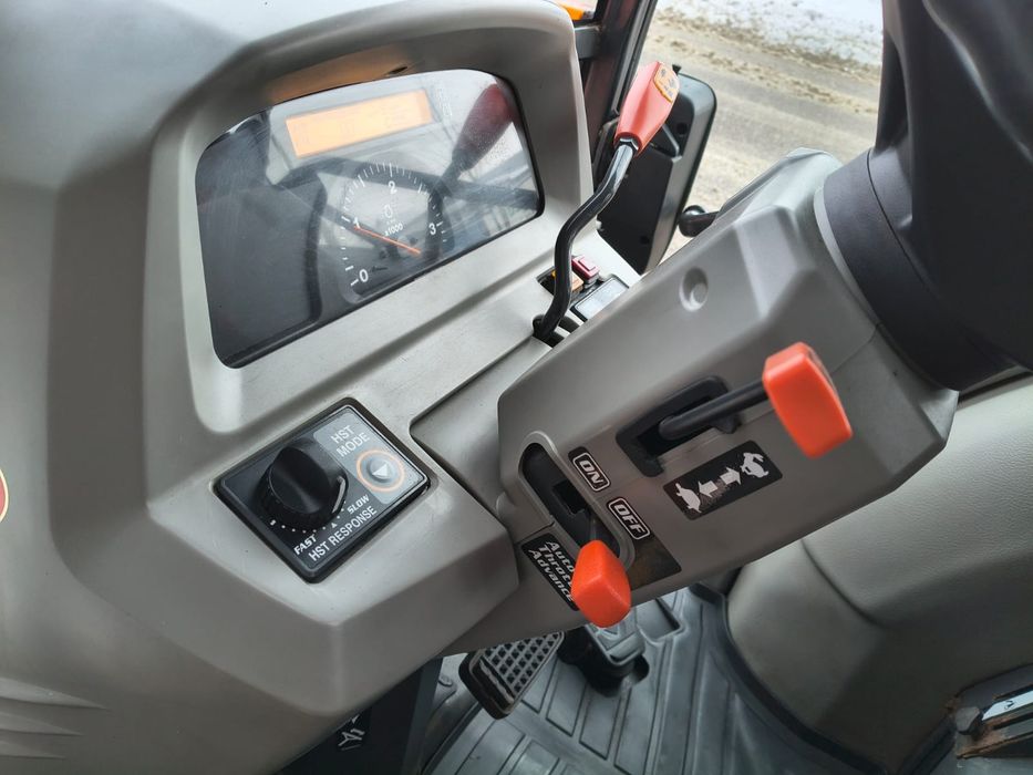 Kubota L4240 tuz wom klima 4x4 traktor ciągnik sadowniczy traktor