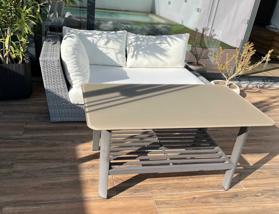 Sofa + mesa de Jardim/ varanda446592187337297923