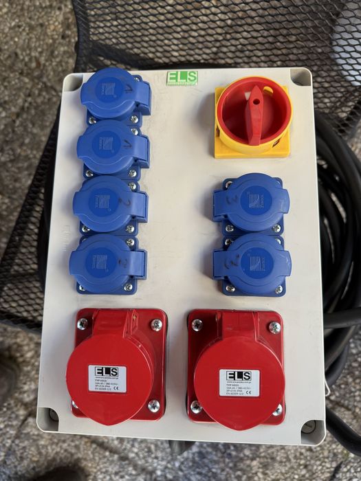 Rozdzielnia budowlana, skrzynka elektryczna z kablem 15m