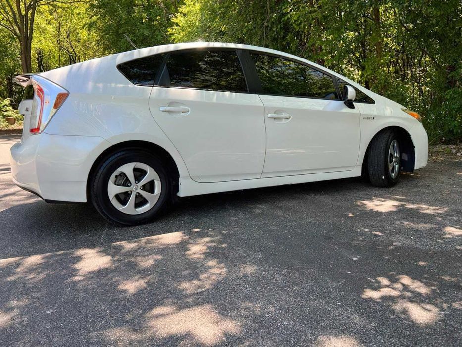 Toyota Prius Four      2015