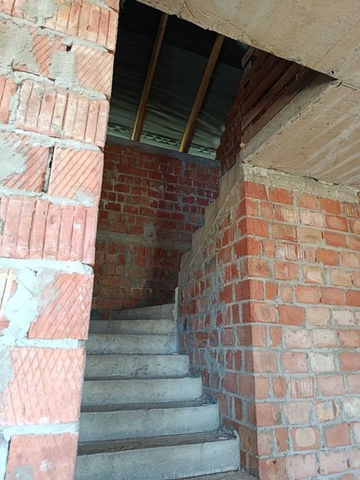 Продаж будинку у Великому Кучурові