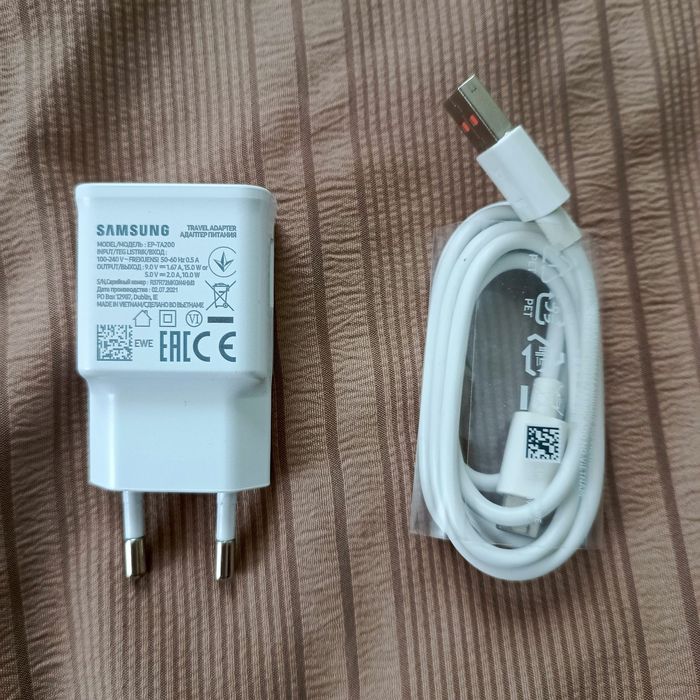 Смартфон Samsung Galaxy A22 4/64Gв в подарунок 2 чохли