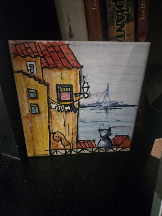 Azulejo pintando decoração