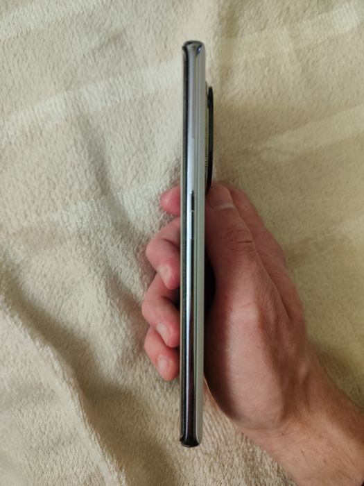 Redmi note 14 pro + 5g 12/512, хорошому стані комплектація повна присутній мін торг