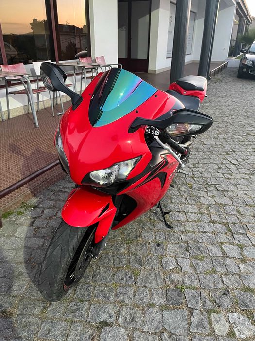 HONDA CBR 1000 Fireblade