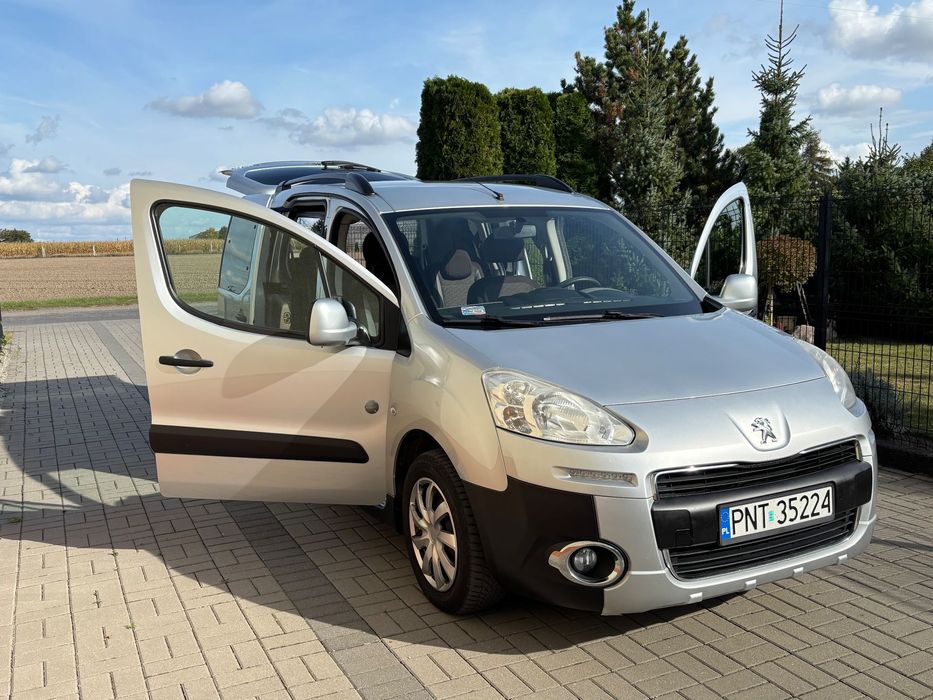 Peugeot Partner Peugeot Partner Tepee Outdoor 7os.!