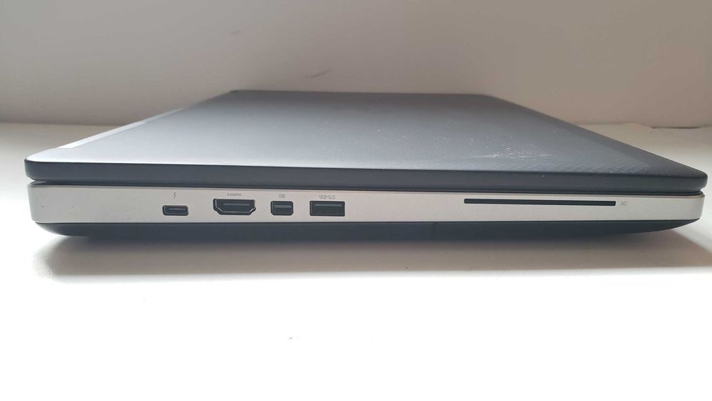 Ноутбук Dell Precision 7520 IPS i7-6820HQ 32GB 128GB +480Gb nVidia 4Gb