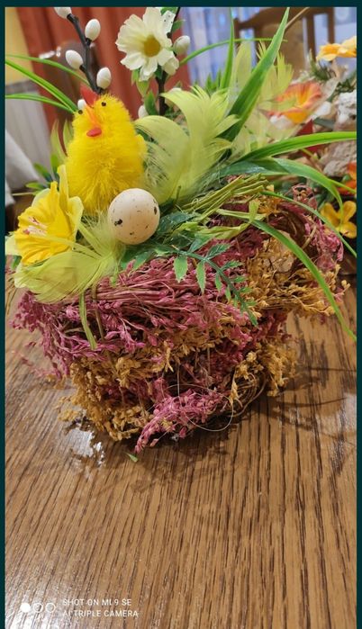 Kolorowa ozdoba z traw