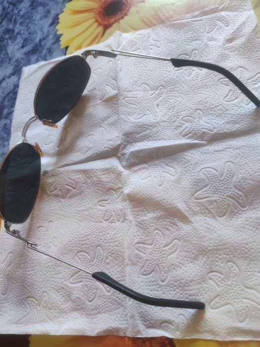 Óculos de sol Benetton