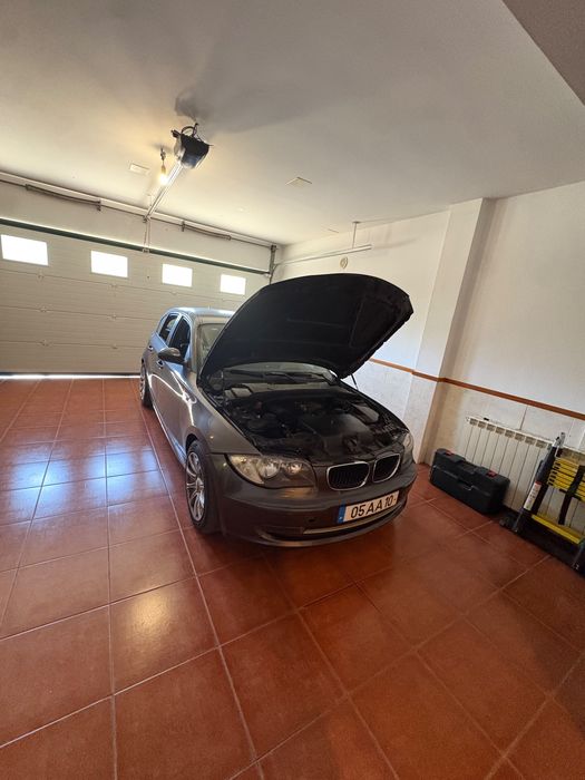 BMW Série 1 116i E87 1.6 Gasolina 115cv – 2005