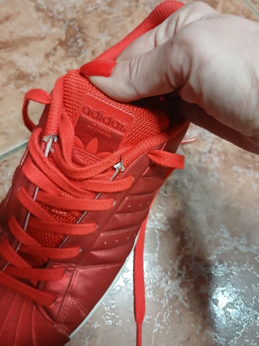 Кроссовки Adidas