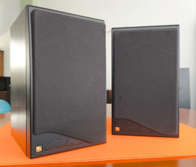 Colunas modelo KEF   Coda 7