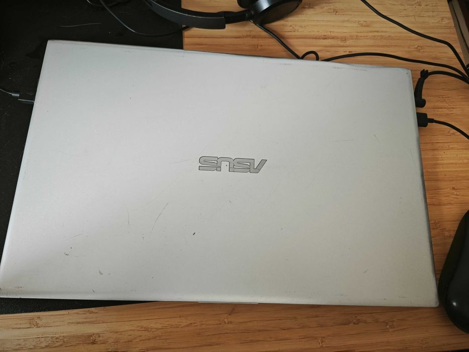 Vende-se PC Portátil Windows ASUS VivoBook!